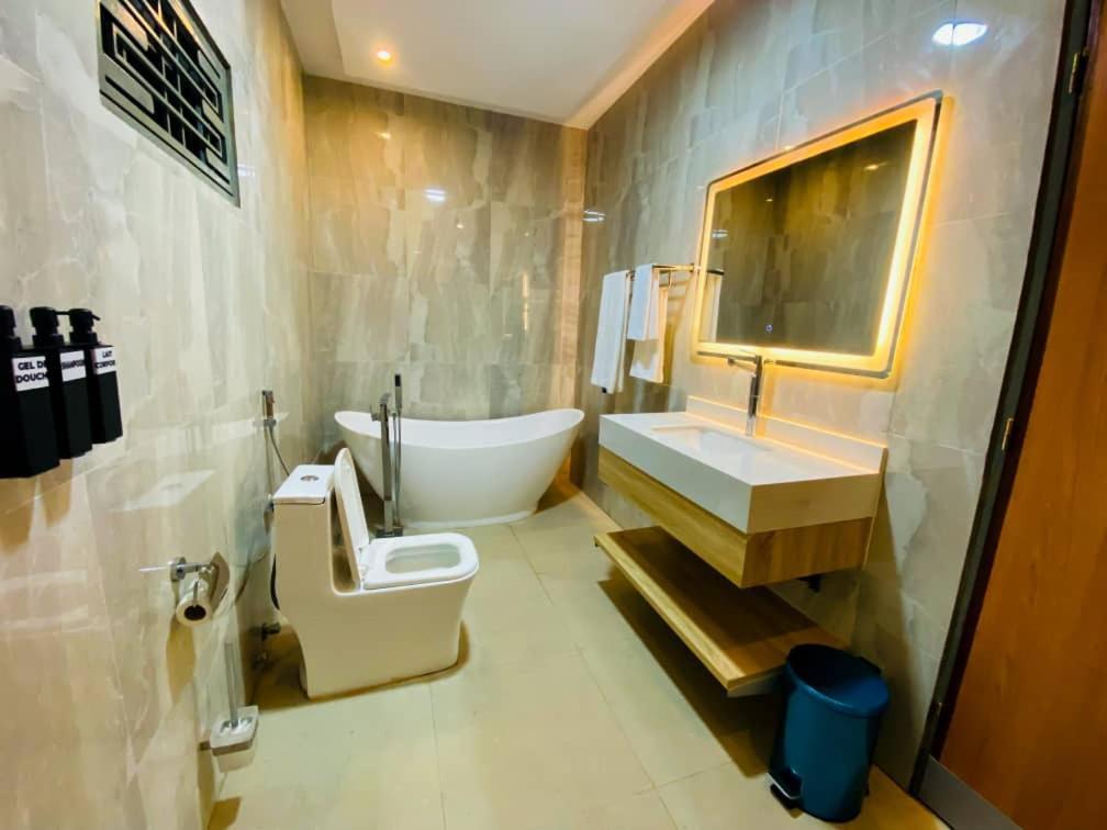 Complexe Hotelier And Ouagadougou Luaran gambar