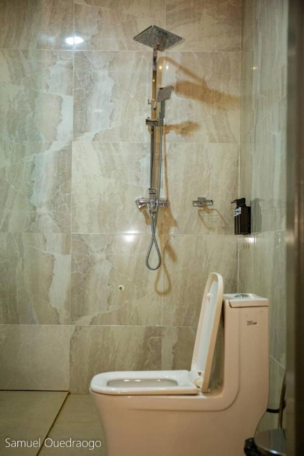 Complexe Hotelier And Ouagadougou Luaran gambar